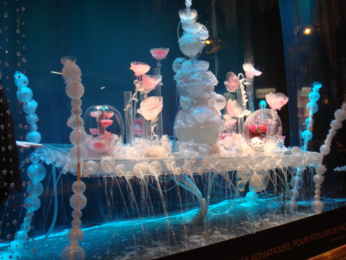 emotionsbycrys's tweet photo. Les décors de Noël sont l'une des spécialités de Crystal ! Tout au long de l’année, nous restons à l’affut des tendances, d’idées originales et de créations improbables. 
https://t.co/M7qCm0RguV
#DécorationNoel #DecoNoel #IdeeDecoNoel #IdeeDeco #Christmas #MerryChristmas https://t.co/mth5owy4NE