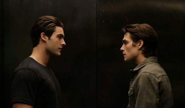 Matheusf181's tweet photo. se o filme de teen wolf não botar thiam como casal eu vo ficar arrasado https://t.co/0XkMjKmkmk