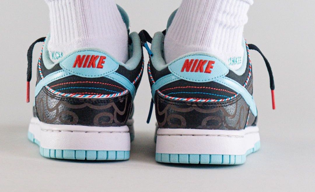 ModernNotoriety's tweet photo. First look at the Nike Dunk Low "Barbershop" 💈 https://t.co/jXH9ilrGSw https://t.co/Wg0cqng7Cv