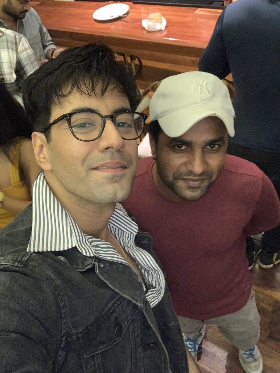 karanvirsharma9's tweet photo. Whose that good looking boi ?? 
❤️ https://t.co/zpt5n1JBdv