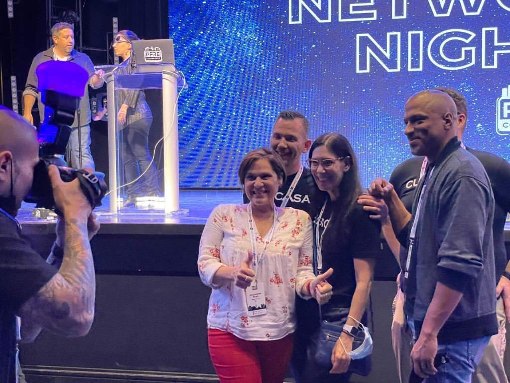 CasaCubi's tweet photo. Yes, we have a winner of the #GiveAway for #iPhone13Pro and she is: Jackie Buys from Jackie Buys Photo! 🤩🎁📱
Some more pictures from #PFRE with our community managers, sales representatives and @VHT_Studios ✨
“We had a blast with some really awesome people.”- Chris Mitchell https://t.co/Gz8vYQIubN