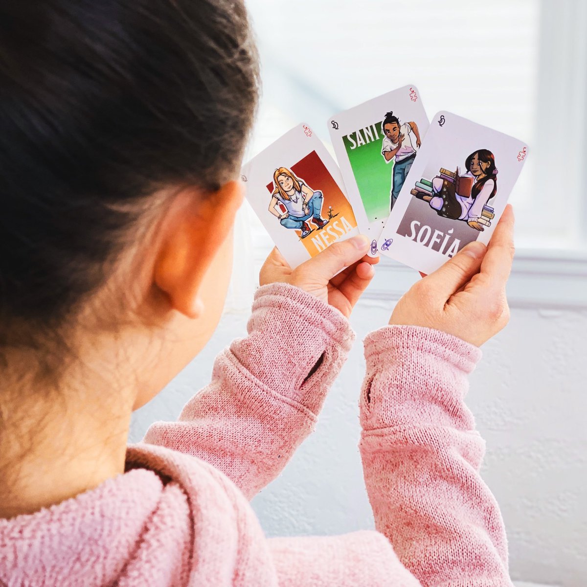 Silverquicken has 10 main student characters and 5 main teacher (“mentor”) characters within the stories.

The character cards pictured have an illustration of each student and are included in the kit that goes with the course 😊