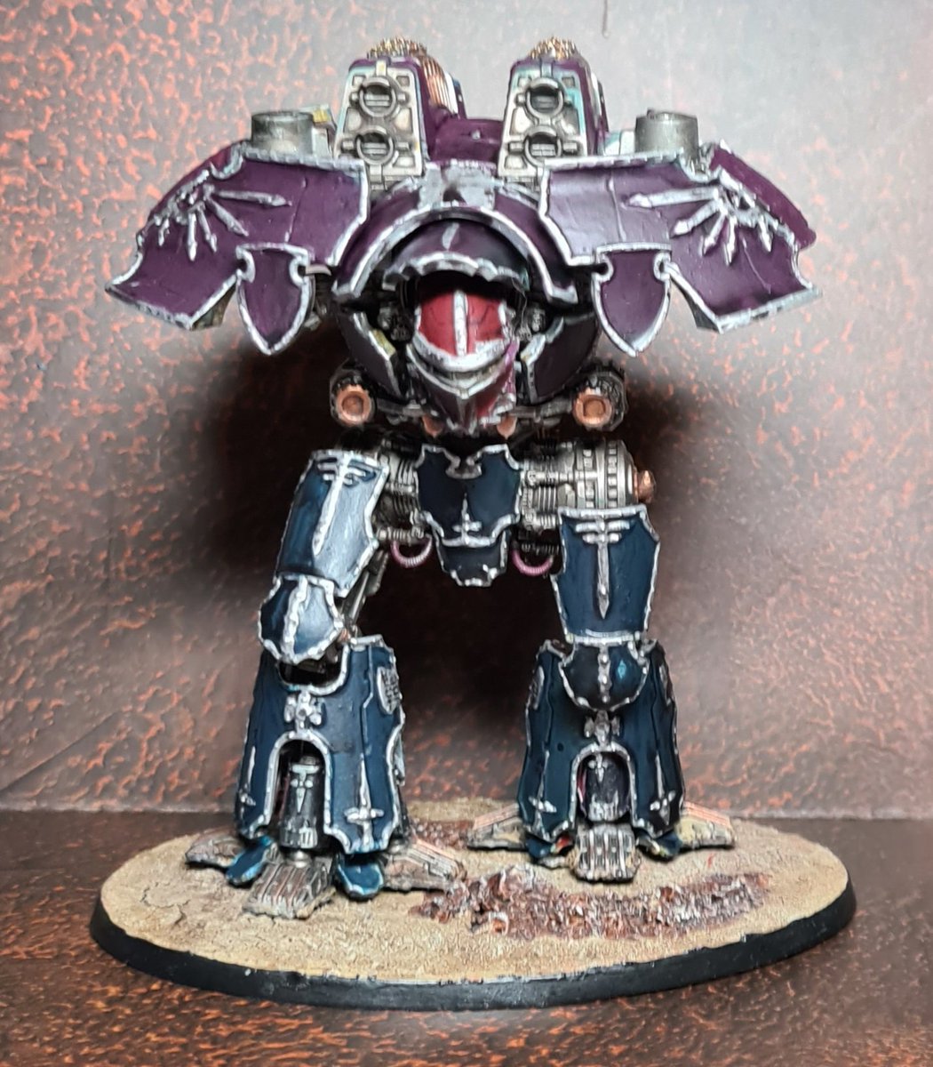Pigeoneater's tweet photo. Quick and dirty colour test on my poor warlord that has been painted over a silly number of times.
Quite like the purple and green but not sure the red head works.
#Warmongers #WarhammerCommunity #PaintingWarhammer #paintingforgeworld #30k #enginekill #titanicus https://t.co/GfIpBLesyV