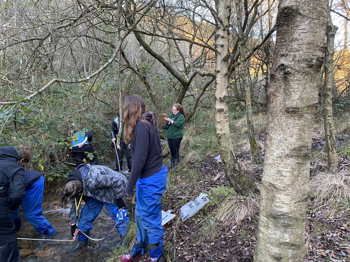 A great start to the 2021 GCSE Geog fieldtrip!👍