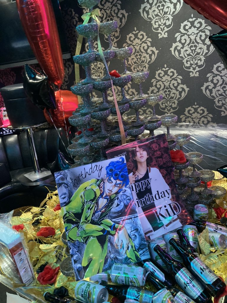 KID13752662's tweet photo. ジョルノタワー🍾
これがほんとのキャラ愛

ちなみに500000pp… https://t.co/FEgEBCf8dy