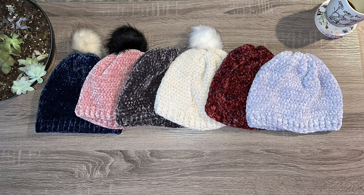 velvet headbands and hats are now available in plum 💜💜💜

dm me to purchase!✨