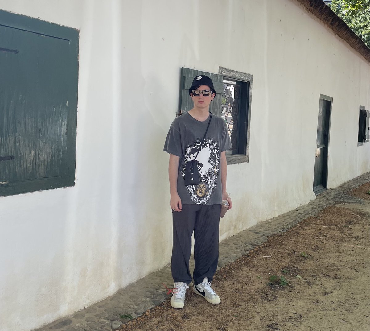 Who said Esports merch can’t be fashionable 

Feat <a href="/MistEsportsZA/">Mist Esports</a> bucket hat