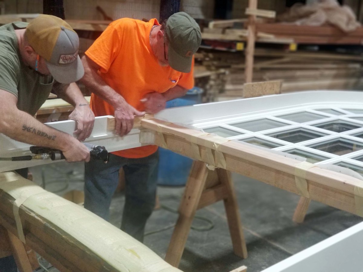reviewwindows's tweet photo. Re-View is making some large replica mahogany windows for the Museum Place restoration in Washington, DC #historicwindows #windowreplica https://t.co/KecgfJXFa7