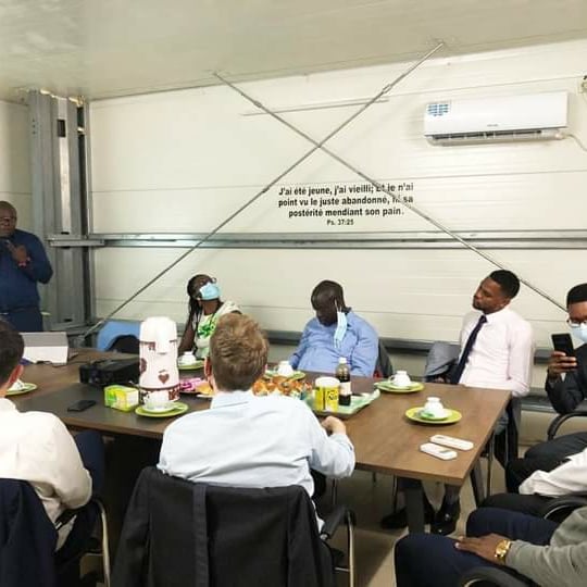 le directeur Géneral de Namé Recycling Roblain Namegni s’est vu nommé samedi dernier 𝙉𝙤𝙢𝙞𝙣𝙖𝙩𝙚𝙪𝙧 𝙤𝙛𝙛𝙞𝙘𝙞𝙚𝙡 du prestigieux prix 𝙀𝘼𝙍𝙏𝙃𝙎𝙃𝙊𝙏 mené par le Prince William.
#earthshotlondon2021 #namerecycling 
@SABC_Brasseries 
<a href="/Nestle/">Nestlé</a> 
@_princewilliam7