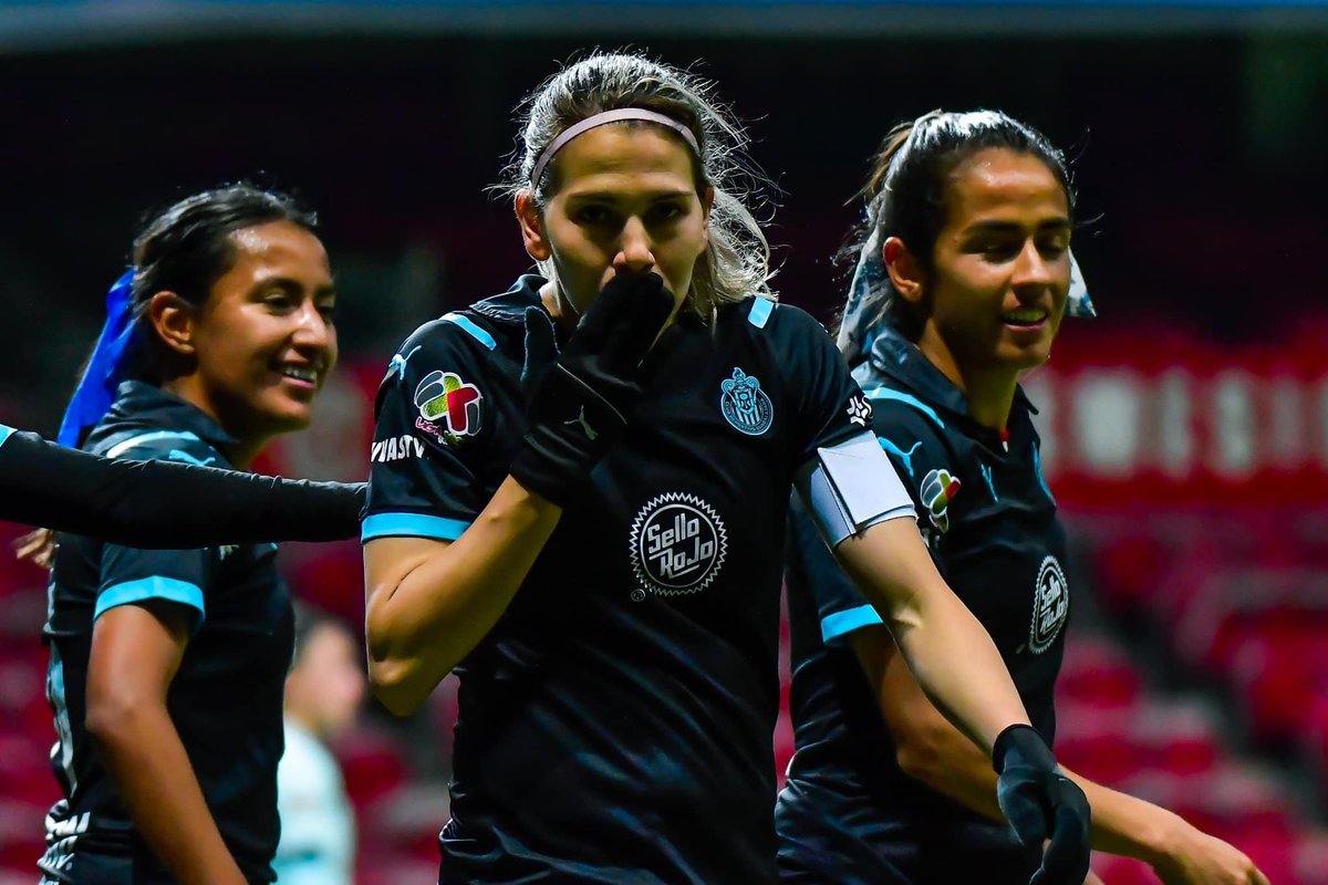 Chivas Femenil.