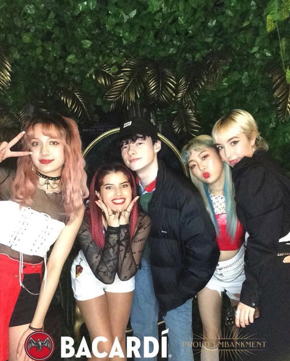Kaachi_Colombia's tweet photo. [TRAD]
22;11;2021 - COCO

No hay otras palabras que decir mas que esto, Los amo mucho a todos y tengo mucha suerte de tenerlos ❤️❤️❤️

#kaachi @kaachiofficial https://t.co/LO25lkU8Gk