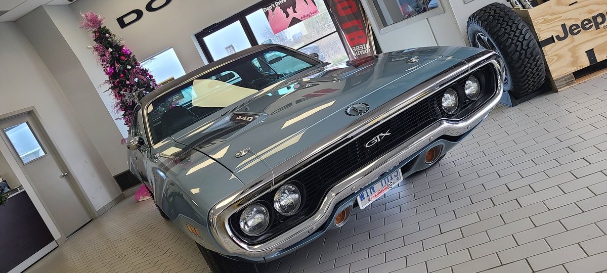 LindsayChrysler's tweet photo. 💥Win this 1971 Plymouth GTX 440!!💥
Stop into Lindsay Dodge Chrysler at 57 McLaughlin Road (off Kent Street) for your chance to win!! 
Tickets are $5 each or 5 for $20, 15 for $50!!
Proceeds benefit the Rotary Club of Fenelon Falls!!
#LindsayDodgeChrysler #RotaryClub https://t.co/GR62ZXCz03