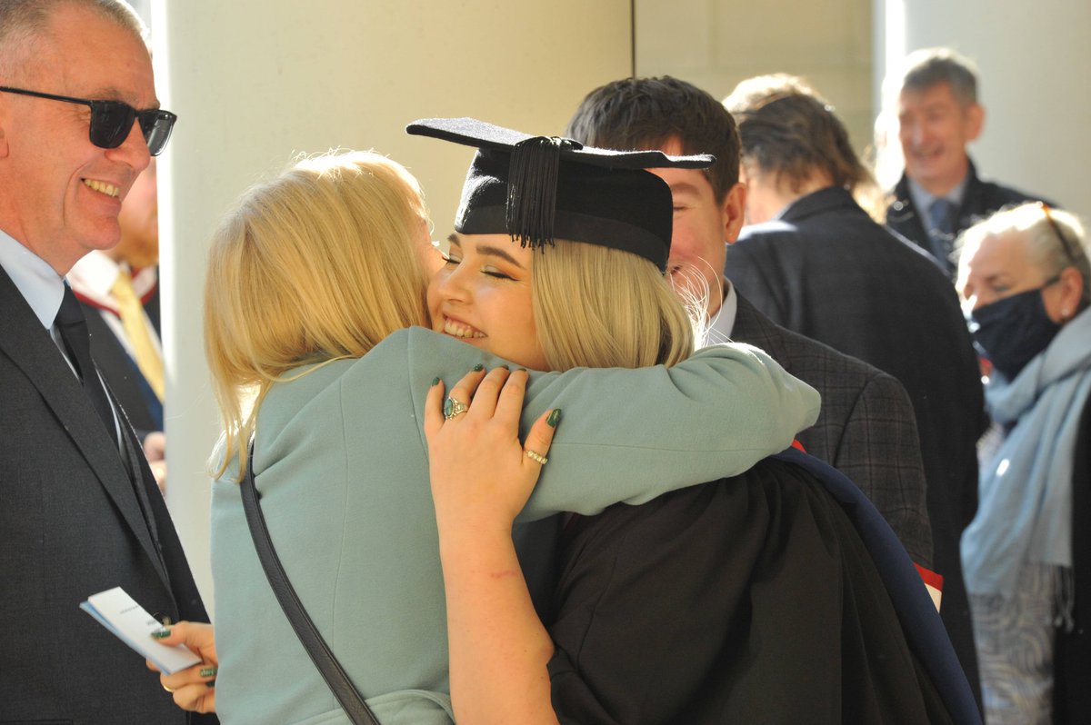 🎓The tassel is always worth the hassle🎓 The #classof2020 of our Schools of Sport and Exercise & Education and Humanities graduated today and we are in awe of their talent and resilience - do you spot yourself? Get tagging your friends! 🙌 🎉 #GlosGrads #Graduation