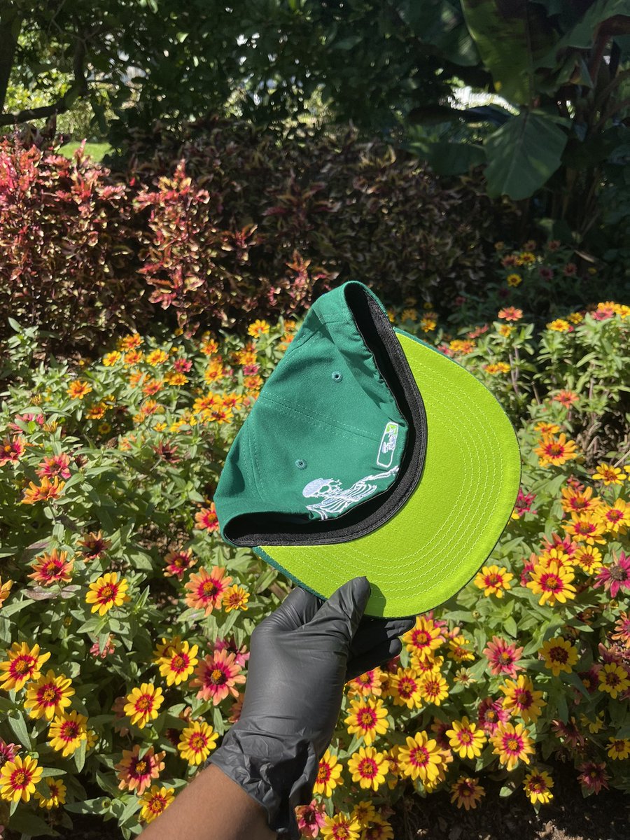 angelbrimsnyc's tweet photo. YOU CAN FIND OUR FITTED HATS AT https://t.co/QrQJNTIDlR &amp; FOLLOW US ON INSTAGRAM @ANGELBRIMSNYC FOR DISCOUNT CODES, SALES, &amp; GIVEAWAYS🔥🔥🤞🏽 https://t.co/MK3ncuPanH