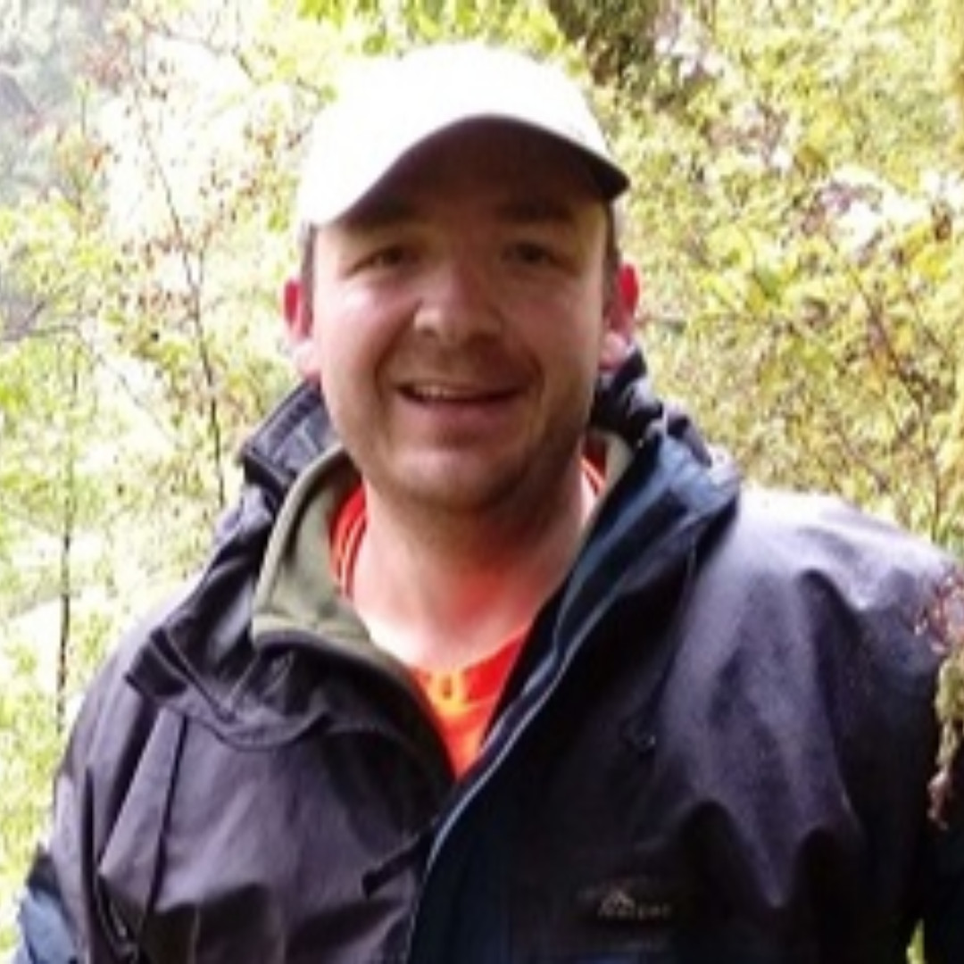 savethekiwinz's tweet photo. After losing his job during the first lockdown in March 2020, Mike Walker secured a new job thanks to #jobsfornature funding. Read more here >>> https://t.co/E6I2toyWBq #savethekiwi #mahimōtetaiao #departmentofconservation @docgovtnz https://t.co/jIu4ZjSlT5