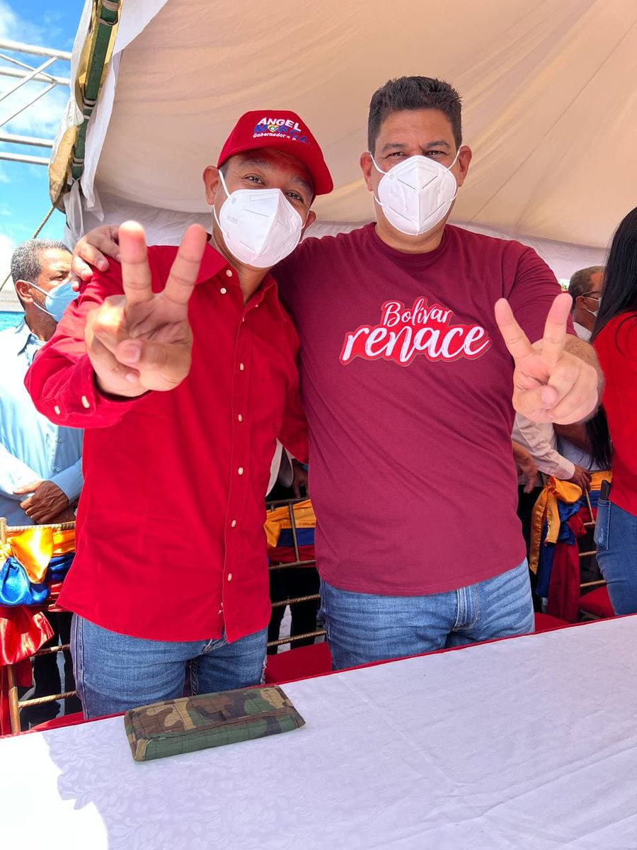 El renacer está siendo posible gracias a ustedes, nuestro pueblo; en unidad con todos los alcaldes y alcaldesas electos y nuestro gobernador <a href="/amarcanopsuv/">Ángel Marcano</a>, nos vinimos a Ciudad Bolívar a compartir con nuestra gente la gran victoria popular.

#VictoriaPopular
#VamosCiudadGuayana