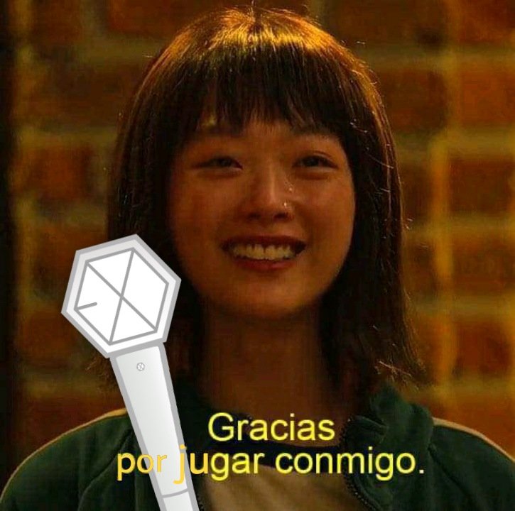 baekiosh's tweet photo. Sehun nuestro noticiero del clima después de no ver la nevada por 2da vez: “Como no pude verlo, no es la primera nevada. Fin” https://t.co/pFio9hZOgp