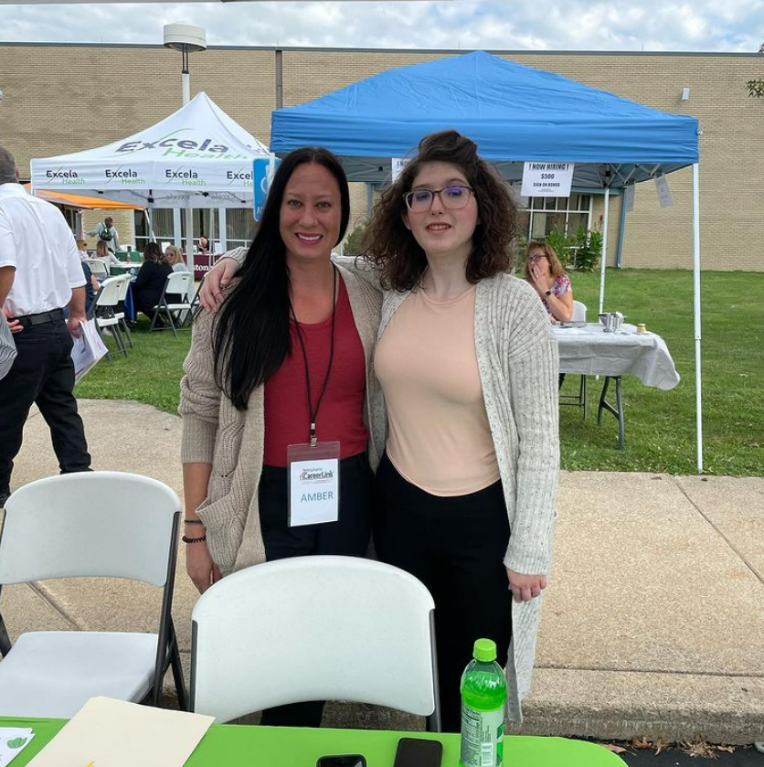 WestFayWIB's tweet photo. Paving the way to valuable #careerpaths! RIHS #CareerSTEPS participant Sydney recently enrolled into a medical/healthcare certification program at @ConnectWCCC. Funded by the WFWIB, CareerSTEPS provides young adults with education and training to enter the workforce. Way to go! https://t.co/guRWGgdGRk
