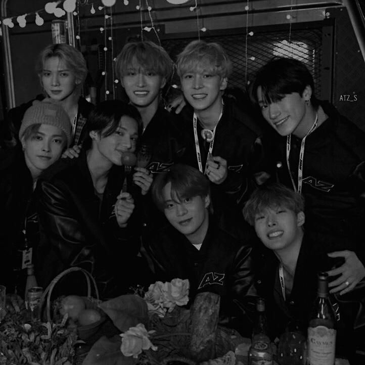 abcdleehann's tweet photo. # BUSCO MUTUALS !!

holaaa busco mutuals que tengan a ateez de mains o prioridad para flashear confianza y fangirlear :)) staneo más grupos (nct, dreamcatcher, stayc, etc)

* fav y rt para ser mutis <3 *

no soy nueva en twt pero mi anterior cuenta quedó en flop :( https://t.co/fmaQ8A1fvy