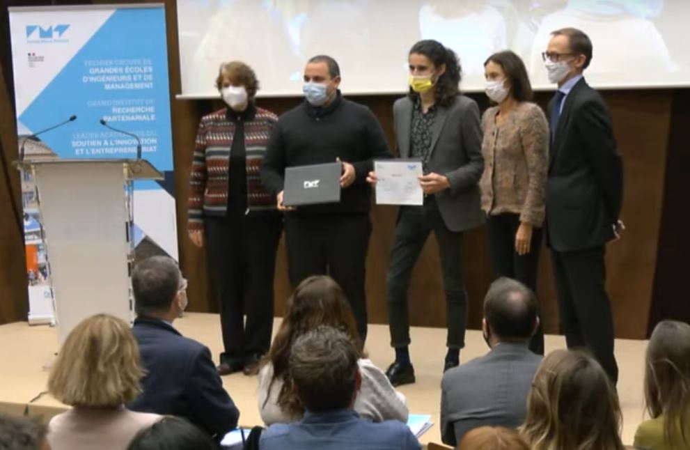 Maximilien Joannides, co-fondateur de #odaptos se voit remettre le 2nd prix Innovation Bercy-IMT.
<a href="/IMTFrance/">Institut Mines-Télécom (IMT)</a> <a href="/Economie_Gouv/">Ministère de l'Économie et des Finances</a> <a href="/IMTMinesAles/">IMT Mines Alès</a> @BIC_Montpellier <a href="/CREALIAocc/">CREALIA Occitanie</a> <a href="/EuroMov/">EuroMovDigitalHealthMotion @euromovdhm.bsky.social</a> <a href="/FondationMT/">Fondation Mines-Télécom</a> <a href="/carnot_tsn/">Carnot TSN</a> <a href="/GroupeBouygues/">Groupe Bouygues</a> <a href="/ENGIEgroup/">ENGIE</a> <a href="/SAFRAN/">Safran</a> <a href="/DeloitteFrance/">Deloitte France</a>