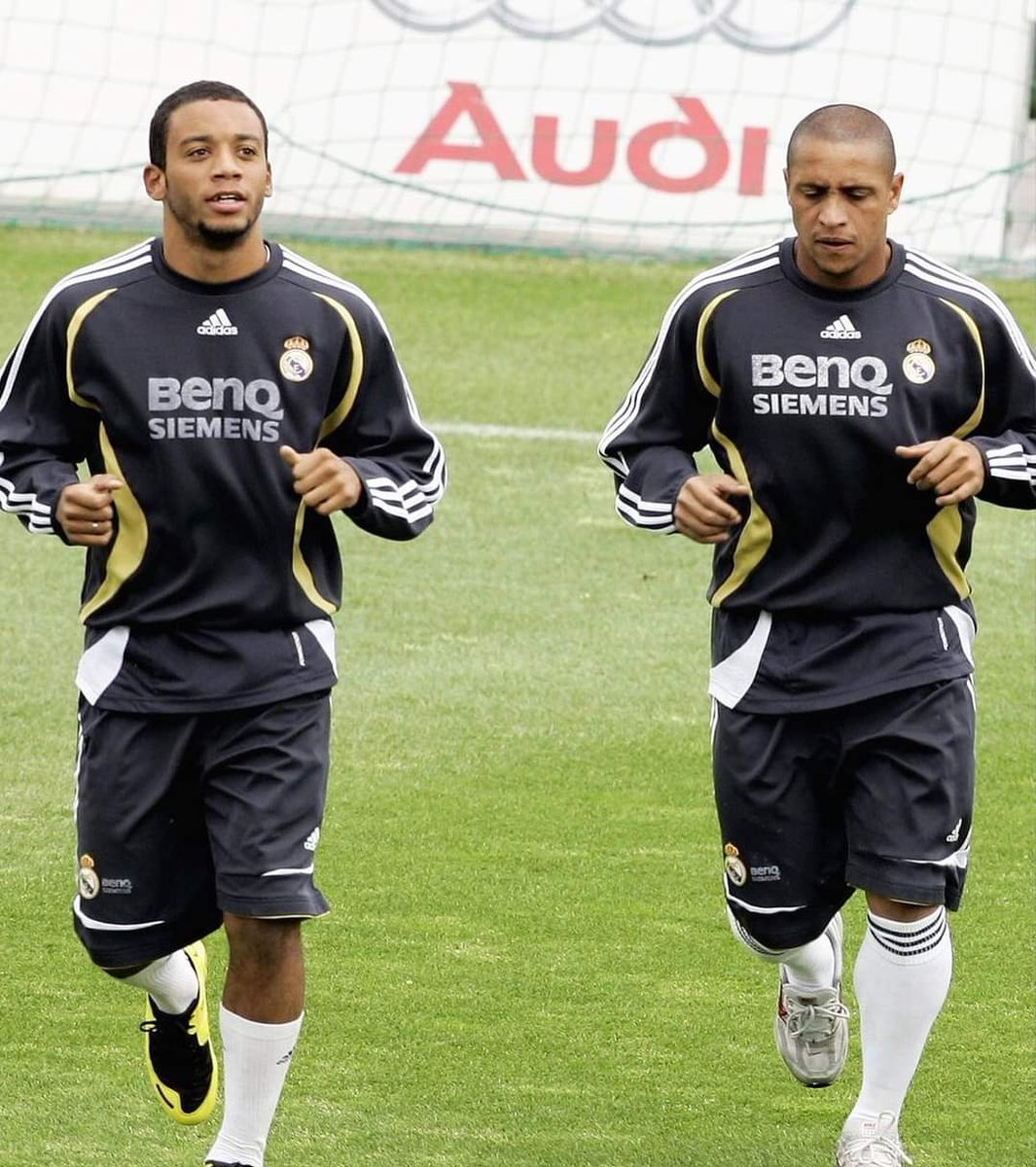 AdriRM33's tweet photo. ✨ Los dos mejores laterales izquierdos en la historia del Real Madrid. https://t.co/GFnQN5ZjTY