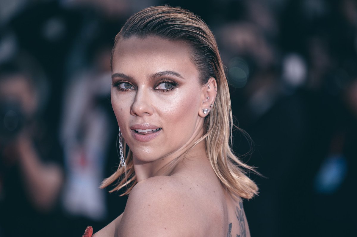 BlkWidowMovie's tweet photo. Happy Birthday to our  Black Widow, Scarlett Johansson! 37 years!  Enjoy your day! 🙌🏾🥳🎊🎉🎁🎂🍾🥂

 #theblackwidow  #scarlettjohansson #tbt #happybirthdayscarlett #happy37 #natasharomanoff ⠀ https://t.co/8FwpLeZ7M1