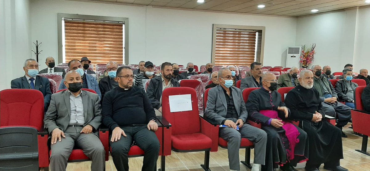 Warshin7's tweet photo. Today Mr. Warshin salman ,the director of the district of amedi met the headmen of the christian villages with thier clerics that belonged to amedi district,they discussed the problems and difficulties faced by christian villages and they found the right and appropriate solutions https://t.co/ewHE0RzAYo