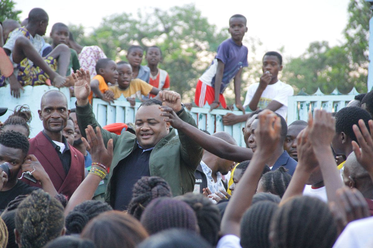 Presse Honorable Cedrick TSHIZAINGA tweet media