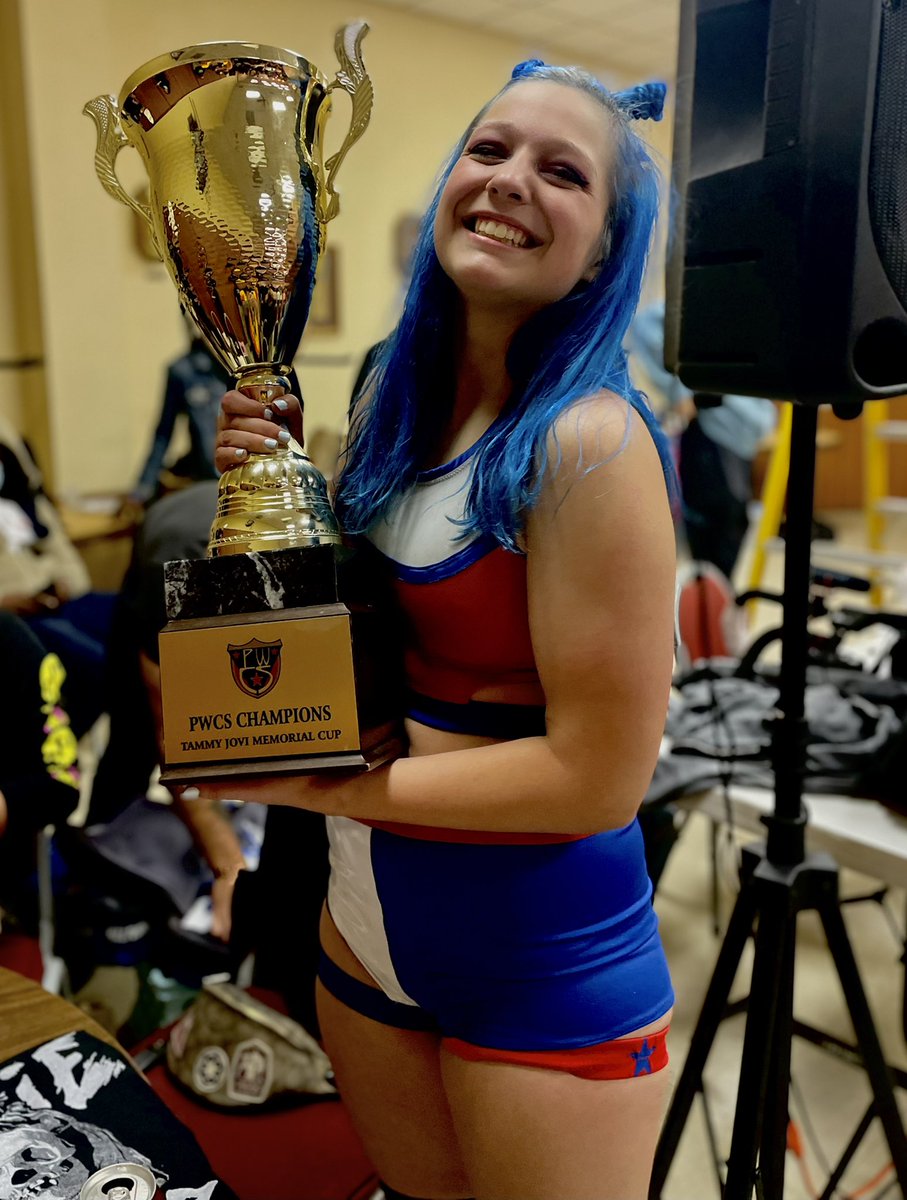 Floodof93's tweet image. We here at F93 would like to highlight and congratulate @BillieStarkz for securing the TJC 2021 at @stlanarchy Mega Ticket! Huge win for her and @BigStarkzBrand. We adore Bill around here and can’t wait to work with her more in the future! #NevaLost #BigStarkzBrand #SpaceJesus