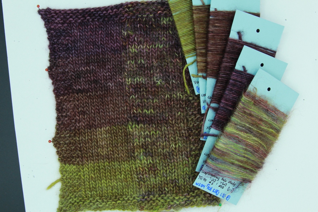 ChromaPsyche's tweet photo. Yellow-Green 🍐 ↔️ Red Violet 🍇

"how do you like your wine?"
.
.
.
.

#ChromaAndPsyche   #HandDyedYarn #IndieDyer #LAInColor #HandDyedFiber #FiberArtists #Yarn #Poetry  #BIPOCMakers #BlackPeopleKnit #EnbyArtist #BlackCreatives #Swatches #ColorStudy https://t.co/uaKRm7hzLz