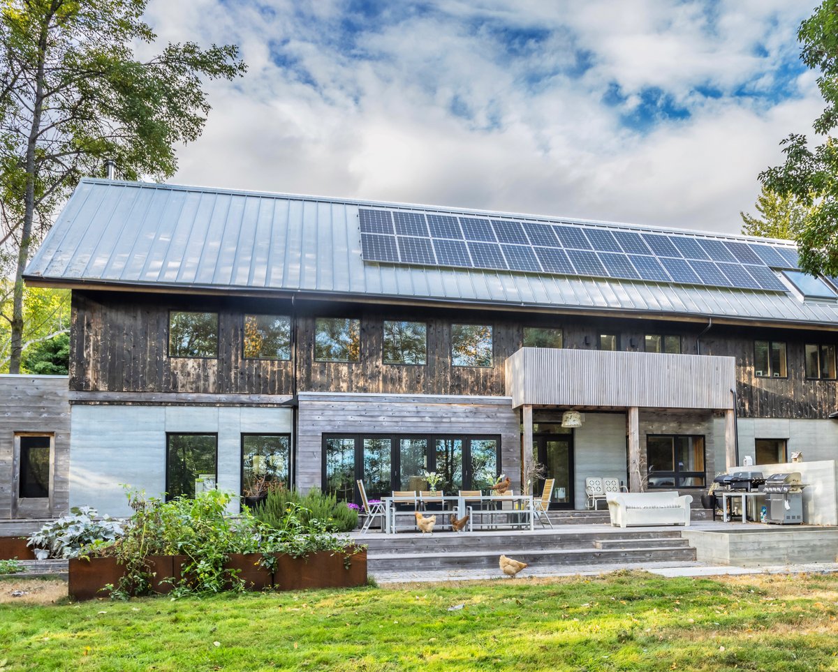 "Our goal with Heron Hall is to create an environment that enriches our daily lives, feeds our souls, and keeps us connected to the land and environment – and most importantly to each other." – <a href="/JasonFMcLennan/">Jason F. McLennan</a> 

#livingbuildingchallenge #LBC #heronhall #greenarchitecture #design