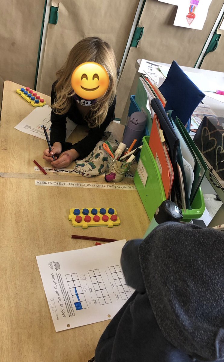 211Calderone's tweet photo. Ms. Calderone & Ms. Morris are baking 10 cupcakes! ๐ง They would like some to have red icing and others blue. How many different combinations of red and blue cupcakes can there be? #MakingTen #Addition #Collaboration https://t.co/M0Q2exLBDq