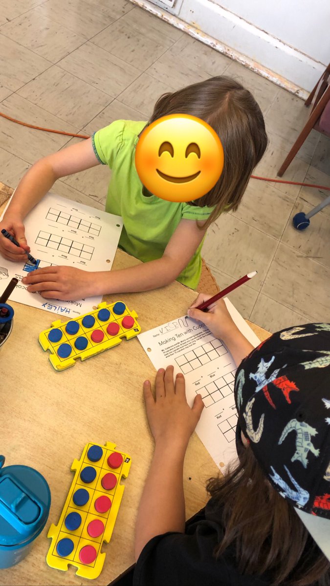 211Calderone's tweet photo. Ms. Calderone & Ms. Morris are baking 10 cupcakes! ๐ง They would like some to have red icing and others blue. How many different combinations of red and blue cupcakes can there be? #MakingTen #Addition #Collaboration https://t.co/M0Q2exLBDq