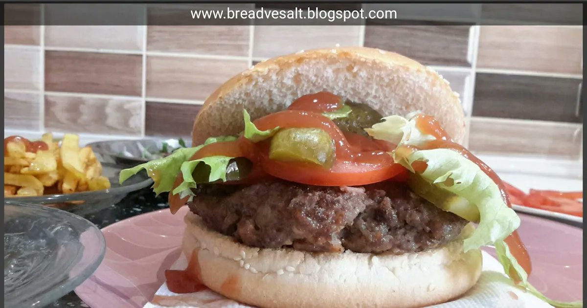 breadvesalt's tweet image. Köfte or Meatball is our favourite dish. Our children love it, adults love it and even our pets (4 legged friends cats and dogs) love it very much. buff.ly/2Z9x51k