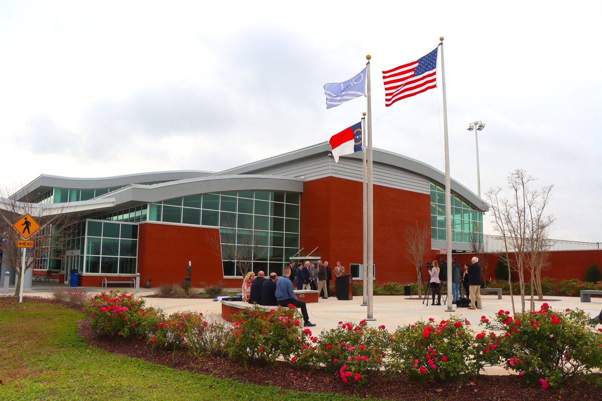 OnslowPIO's tweet photo. A $29 million investment in the State Budget will allow larger and heavier aircraft at the Albert J. Ellis Airport. The project helps economic development of the County. The announcement of the record setting grant was made in a briefing at OAJ airport Monday morning. https://t.co/R6OJx2Eot4