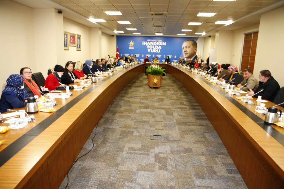 İlçe Engelliler Koordinasyon Merkezi Başkanları toplantımızı İl Başkan Yardımcımız <a href="/SayimMadak/">Dr. Sevim Sayım Madak 🇹🇷</a> başkanlığında gerçekleştirildi.

Toplantıda Kasım ayı yapılan çalışmalar ve "3 Aralık Dünya Engelliler Günü" ile ilgili yapılması planlanan faaliyetler ele alındı.

#DurmakYokYolaDevam