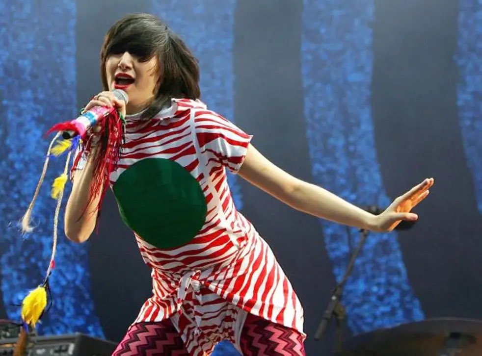 Happy birthday to the true queen of alternative music, karen o 