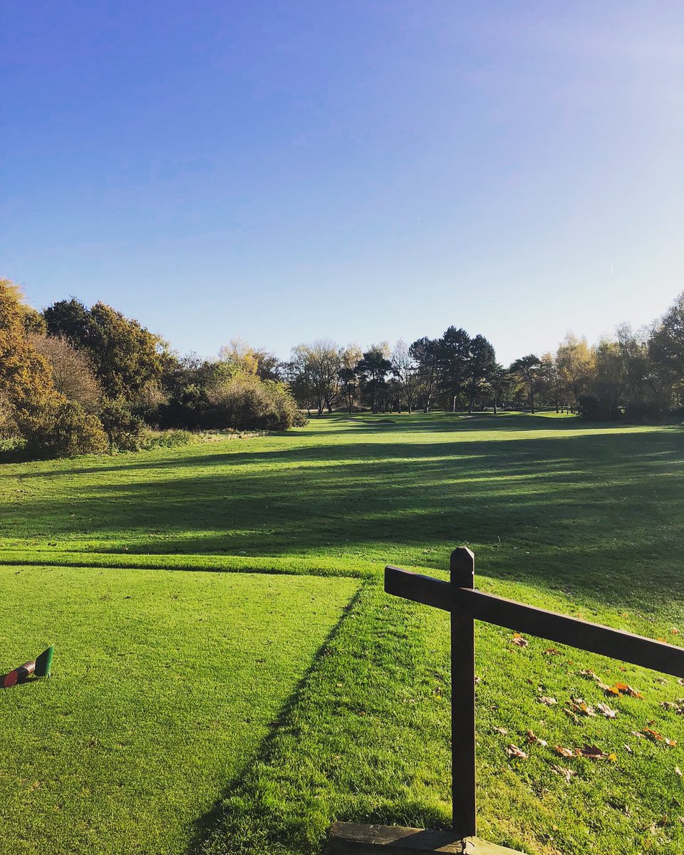 LBrotherhoodPGA's tweet photo. Great day at the first PGA In Warks winter ProAm of the 21/22 season at Stratford GC ❄️⛳️ Really enjoyed my first time playing the course, great layout and greens were fab, top company from Martyn, Gavin and Dad. Looking forward to Moor Hall! #proam #members #wintergolf #teamOGC https://t.co/jvwXZ2Gmj1