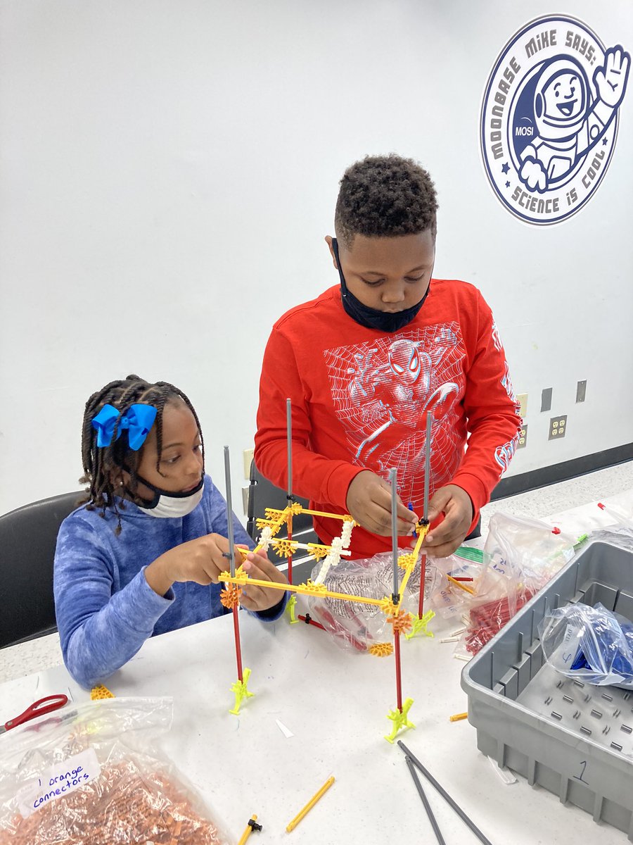 MOSI in Motion tweet media