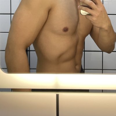 bravoyy's tweet photo. #NewProfilePic (新個人資料照片) https://t.co/TYo7ILRklO