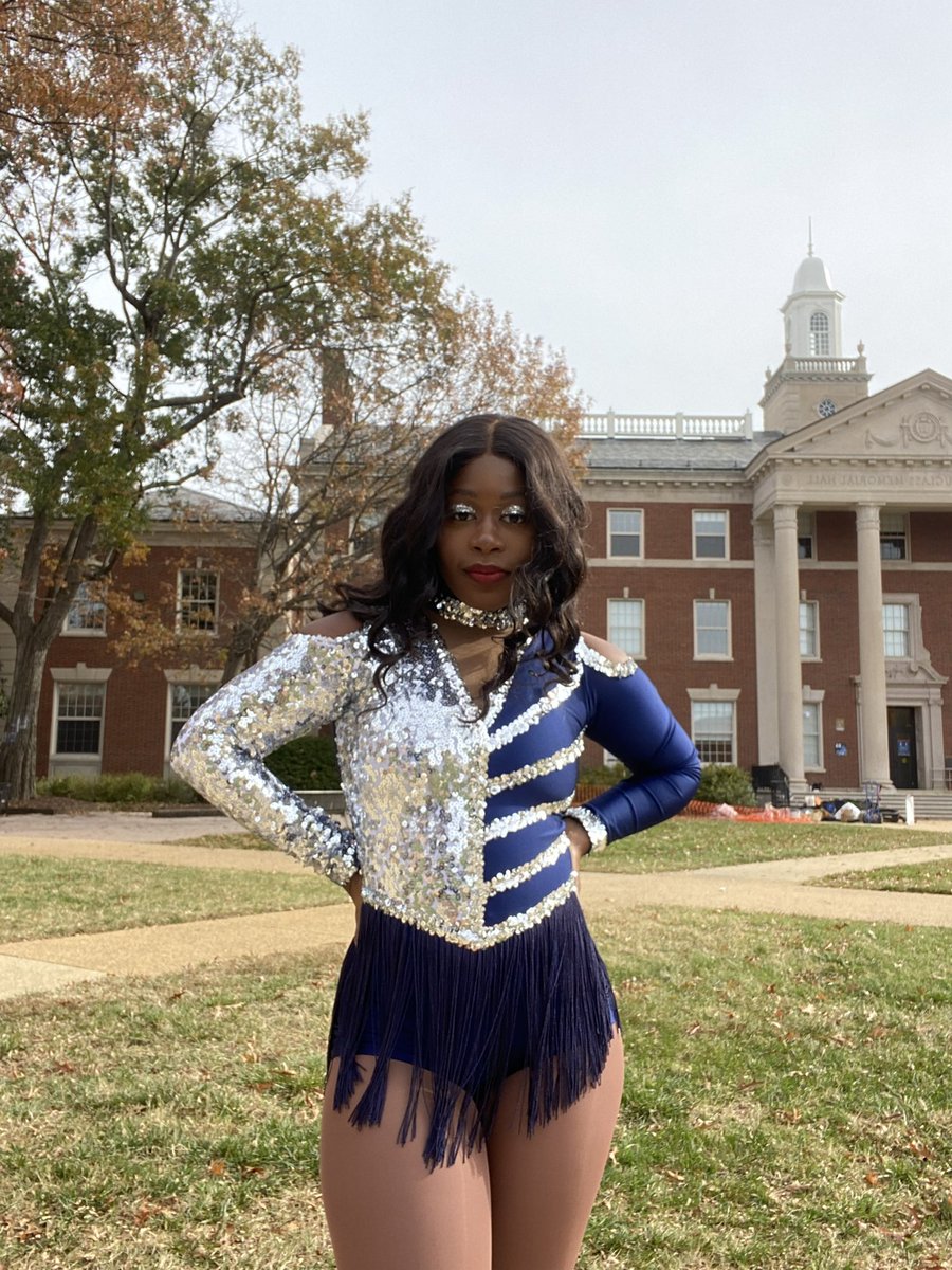 JailenPearl's tweet photo. It’s only my third year out here https://t.co/QaxUJEFsCQ