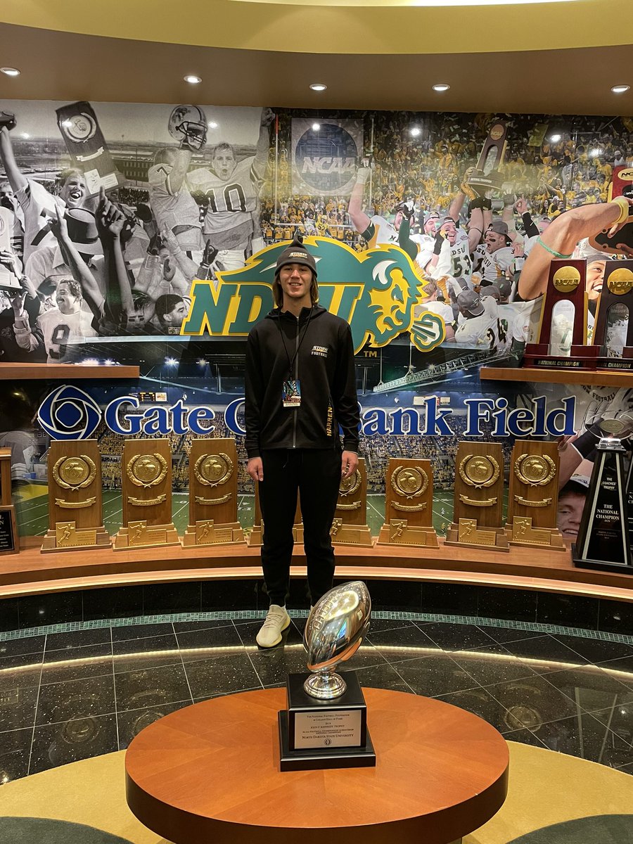 AndrewHarren's tweet photo. Had a great time in Fargo visiting @NDSUfootball. Thanks for the invite @Coach_RHedberg. Go Bison!🦬 https://t.co/CWSPRre6mw