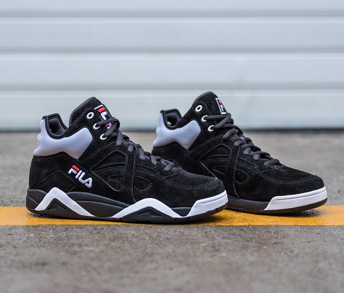 DansoPhilip10's tweet photo. Available in stock.
359 cedis
#KalyJaySpace #sneakerguy https://t.co/netcSn2VC7