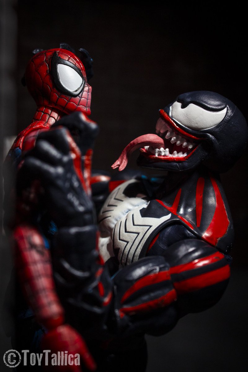 toytallica's tweet photo. #Venom

#Spiderman
#MarvelLegends 
#Marvel
#Habropulse
#pulsecon
#hascon
#spidermananimated
#animated
#mafex https://t.co/2nqz82blLo