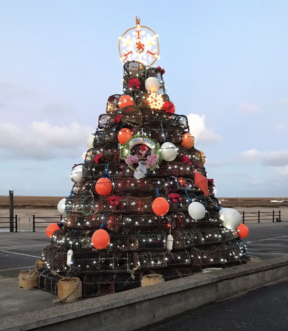 RobertMbe's tweet photo. The Fishing Pot Christmas Tree at #PortofWells Is now ready for Santa’s arrival at Christmas Tide. He will arrive by boat from the North Sea on 4th December at 1700.  A free event for all to enjoy at #WellsNexttheSea #NorthNorfolkCoast (Pot tree lights will be on from this Fri) https://t.co/Ah6cHmhw1m