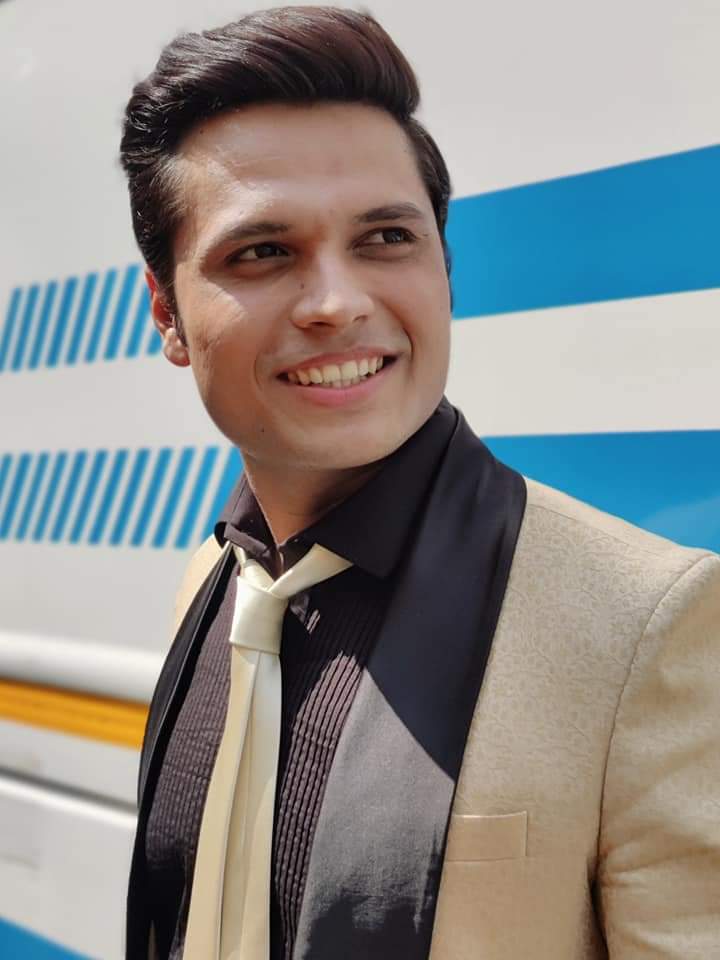 vidvathpandey's tweet photo. #actmkp from shoot https://t.co/QZT8GqLtDc