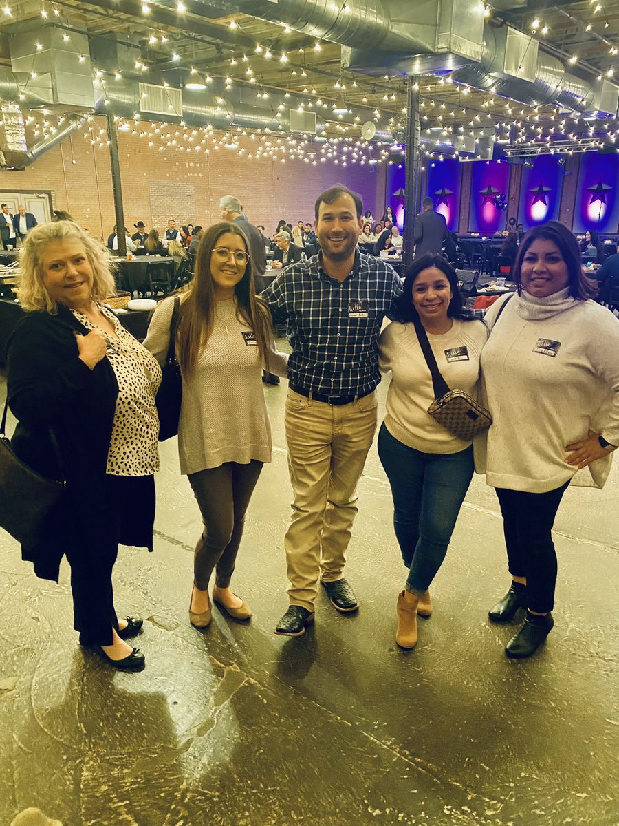 cvpalaw's tweet photo. Thank you MRI Centers of Texas for inviting us to Friendsgiving! We had great conversations with some awesome people!
#dfwattorney #cvpalaw #AttorneyAtLaw #dallasattorney #tylerattorney #lufkinattorney #texasattorney #texaslawyer #PersonalInjuryLawyer #LawyersOfDallas https://t.co/4Xp5RHRdii