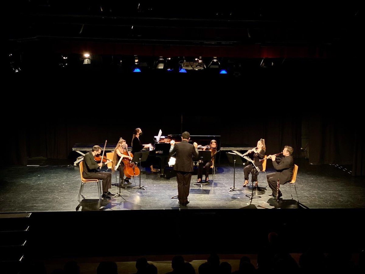 GIOsymphonia's tweet image. Imatges dels primers dos concerts de la minigira #AmorBrujo ! Continuem dissabte!

Repertori de #Falla i #Lorca amb @mariolamem , #FrancescPrat i @MartaPuigGomez : 

27/11: Palafrugell (TA) @temporadaalta 
28/11: Tarragona (JMC) @JMCatalunya 

ℹ️ i 🎫: gio.cat