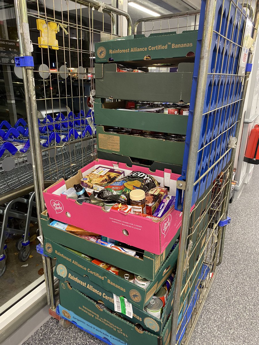 NEWSheffIssue's tweet photo. Wow! @burngreavefb 🤍 Here’s what we saw in #donations on Thursday in #ecclesall road @Tesco 🌟 https://t.co/M0rXicncuC