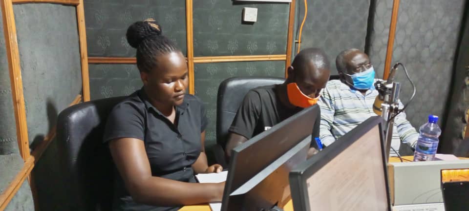 MIRAC2Albertine's tweet photo. Corruption started many years ago with many people getting involved. It can be broke through team work, reporting and ashaming the corrupt #ActionCounts #StandingAgainstCorruption @actionaiduganda @Accu_Ug @tiuganda1 https://t.co/J0JjXI54TS